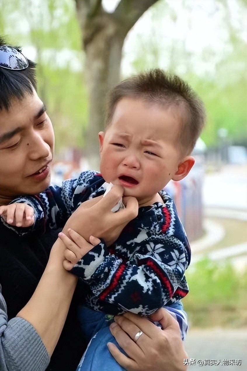 自闭症孩子得了抑郁症怎么办,怀疑孩子自闭自己得了抑郁症