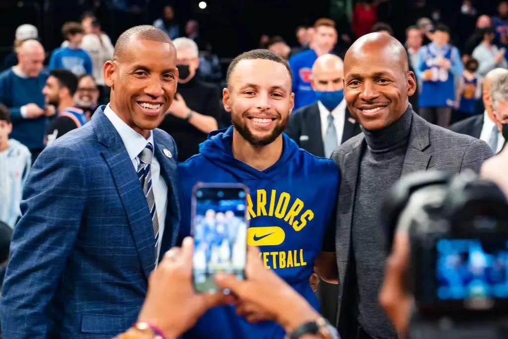 新王登基，三分王者史蒂芬.库里