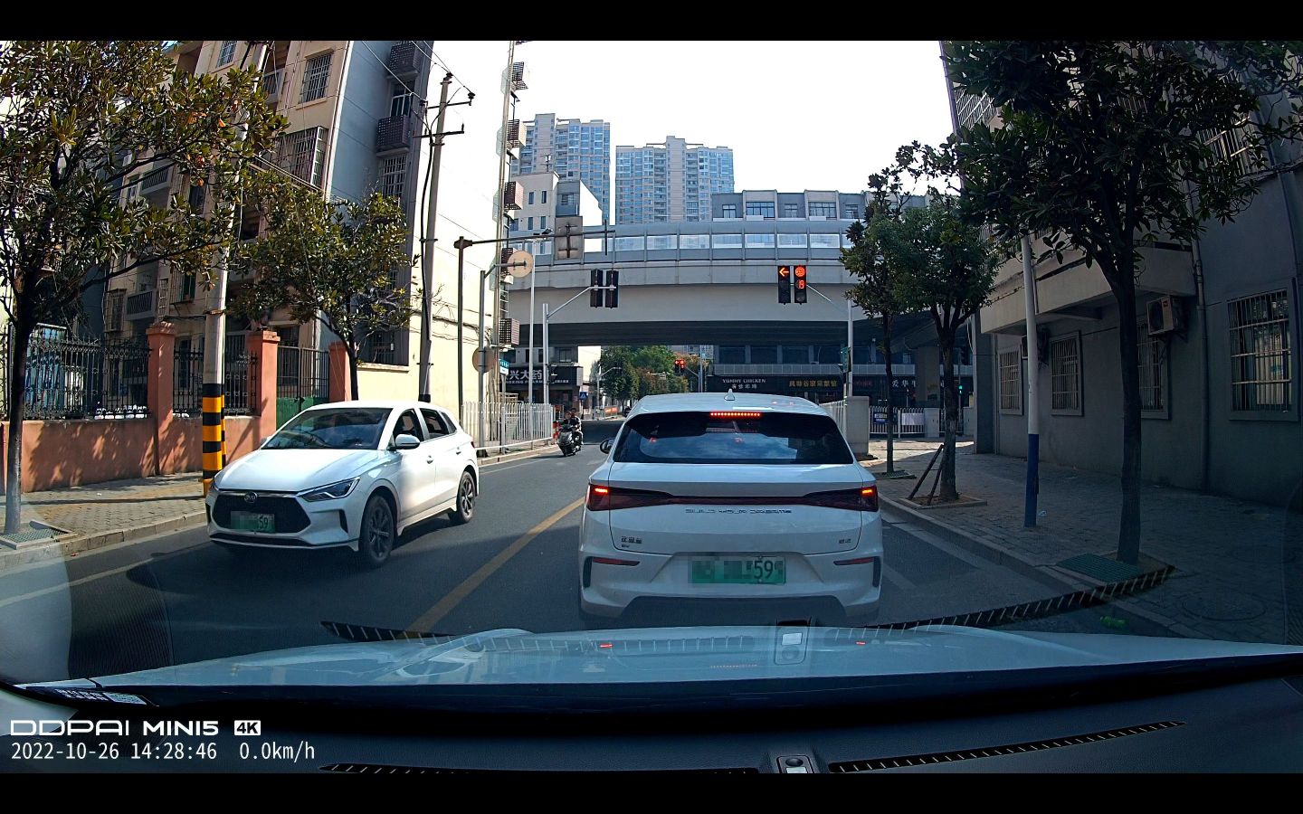 行车记录仪盯盯拍mini5使用教程,盯盯拍与海康威视行车记录仪对比