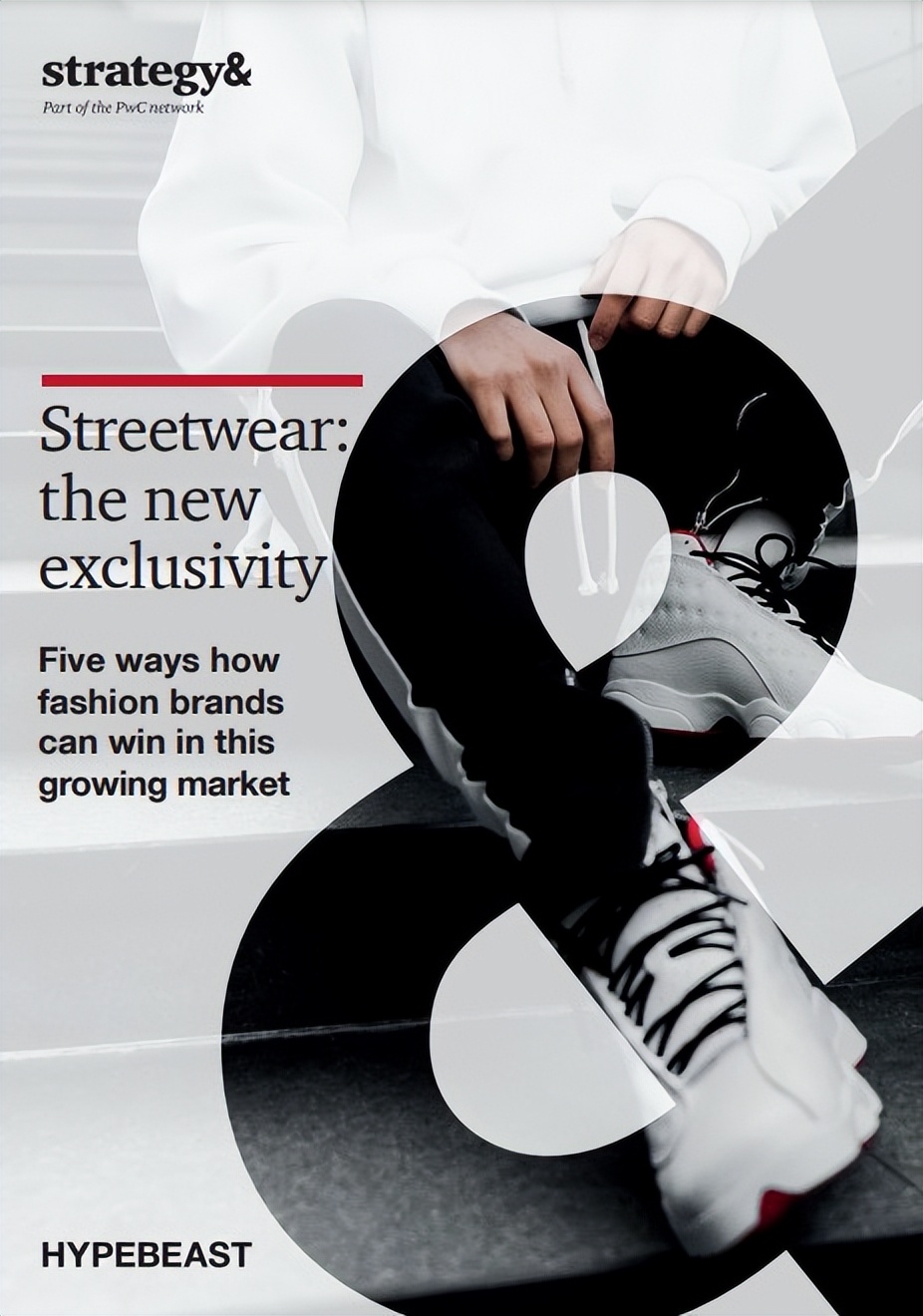 一件有很多品牌logo的衣服,一件衣服上印了一个logo