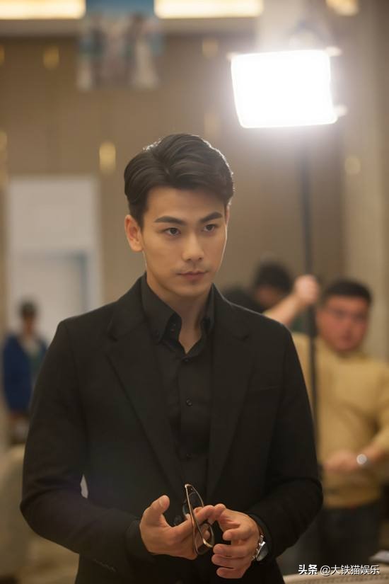 最有气质霸道总裁的男星,五位拥有儒雅气质的男星