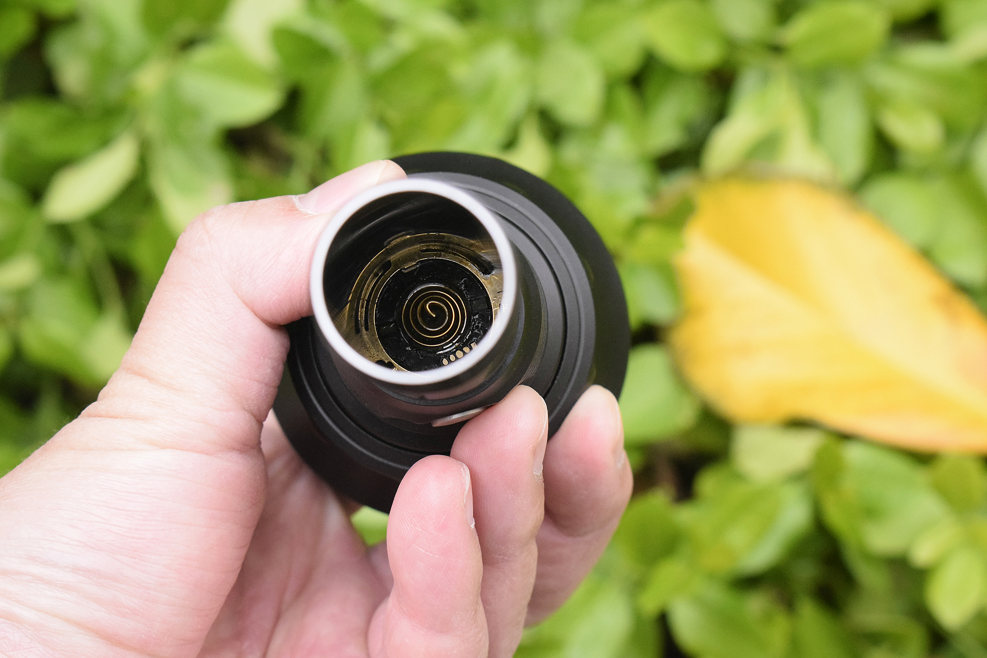 双光源任切换，千米光柱一线天！CYANSKYH5GT远射手电体验