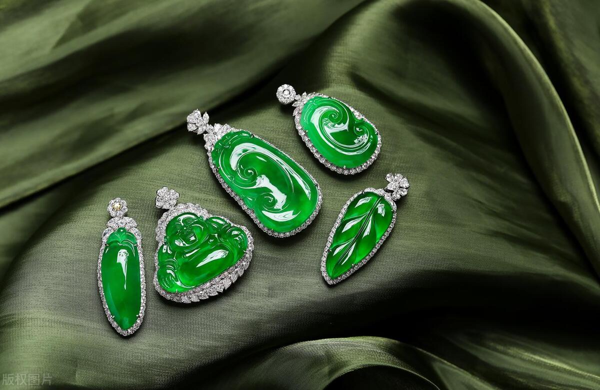 为什么只有缅甸才有宝石级别翡翠,祖母绿翡翠是宝石之王吗价值高吗