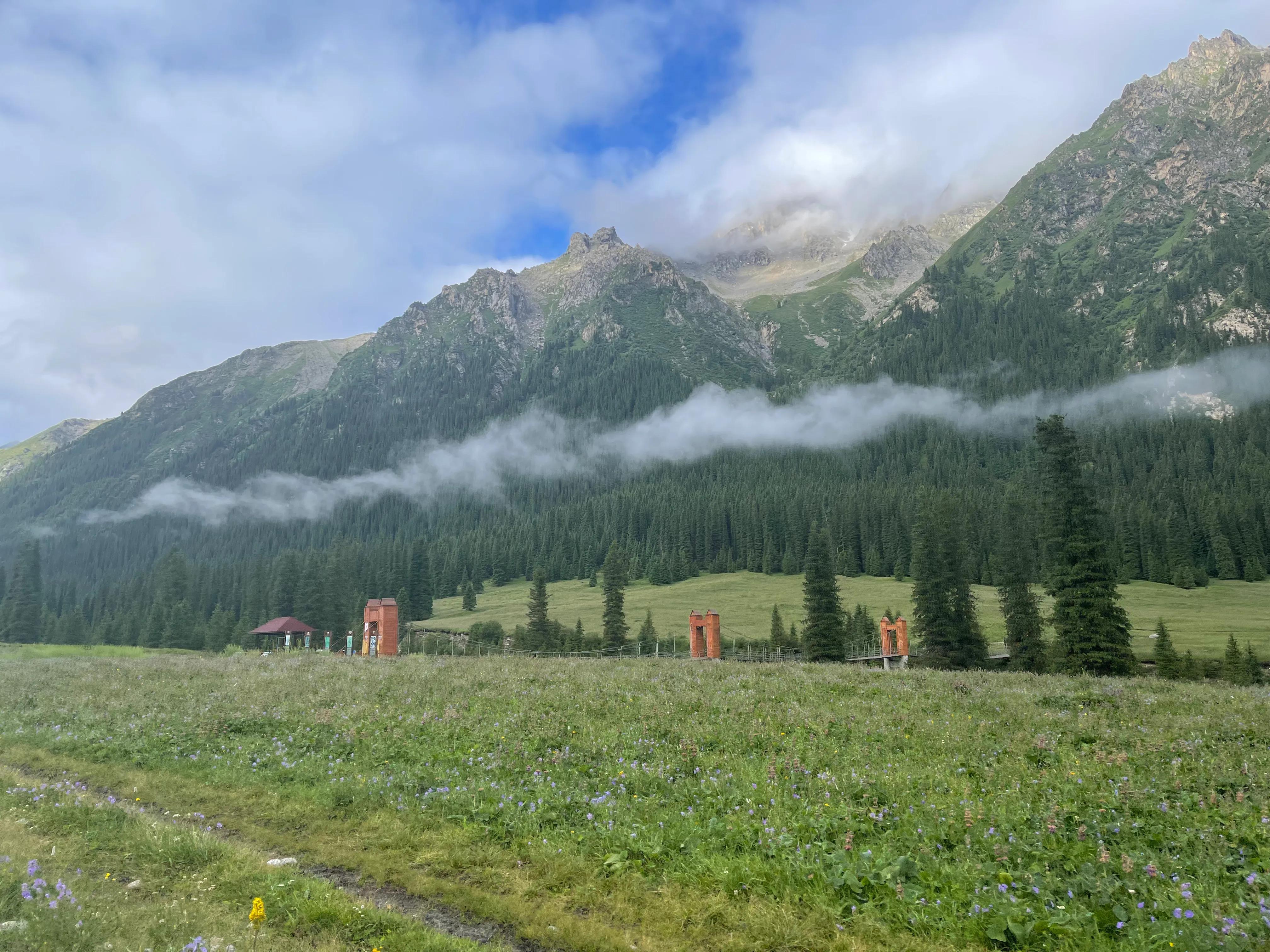 伊犁徒步穿越古道,伊犁昭苏县夏塔古道图片