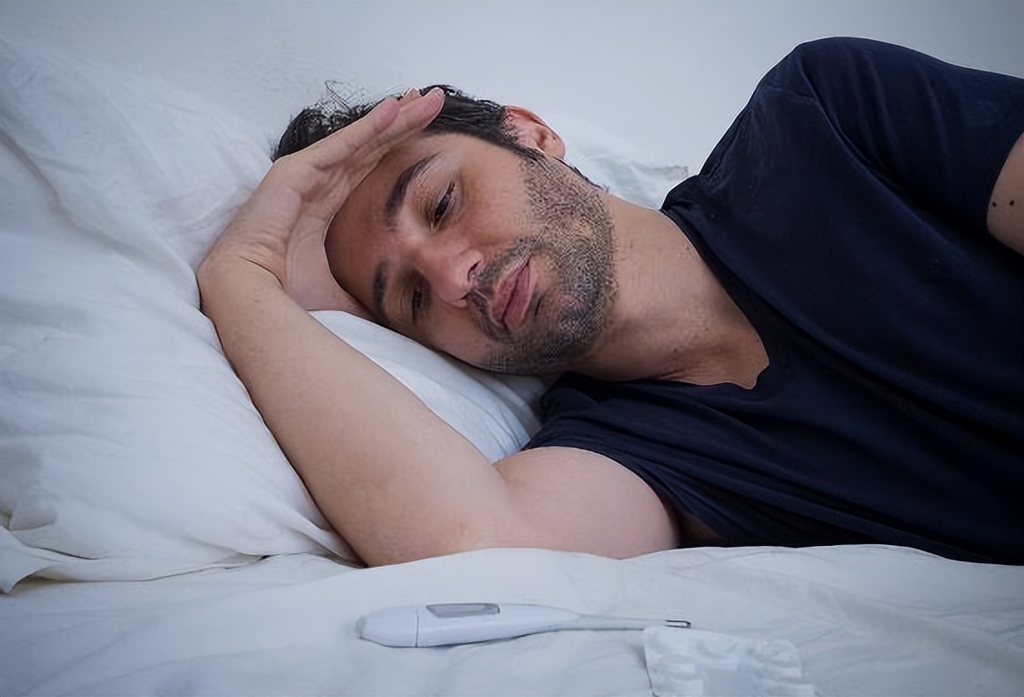 男人的裤裆潮湿是啥原因,男人感觉潮湿什么原因