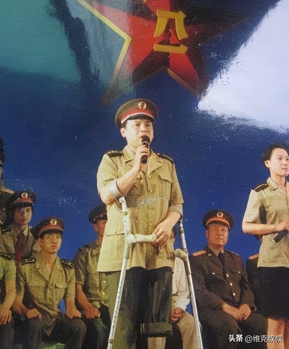 每一片树叶都有独一无二的纹理,每一片树叶都是独一无二