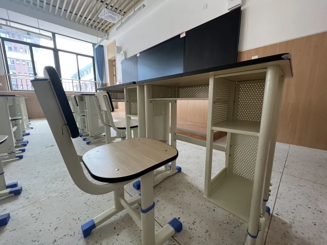 鎴愰兘鑻辨墠瀛︽牎鎺㈡牎,鎺㈡牎鎴愰兘鑻辨墠瀛︽牎