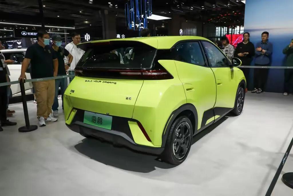 比亚迪海鸥和本田飞度选哪个,本田飞度和比亚迪海鸥哪个好