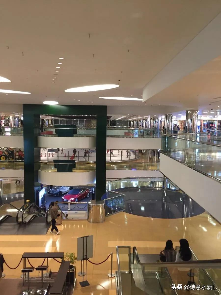 1987年我去香港探亲，申请繁琐过关费时口吐怨言，回程却说值得