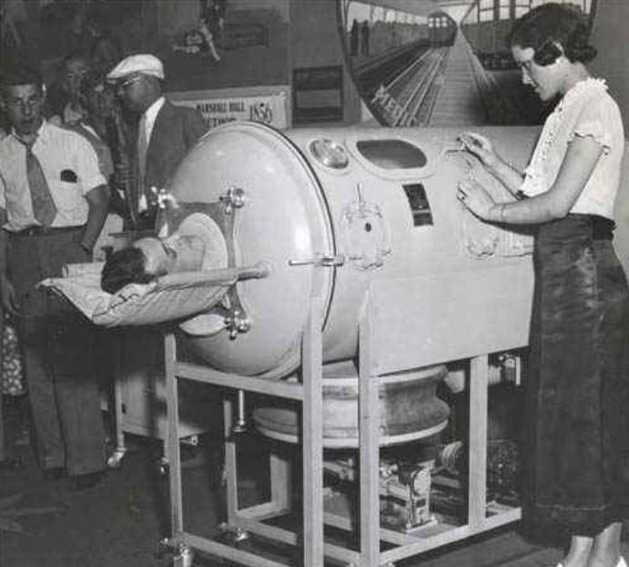 美国铁肺人保罗，被困“铁桶”70年，只能露一颗头，考大学成律师