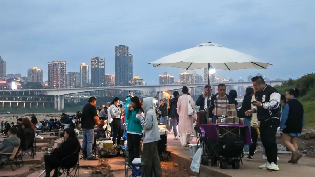 这种精彩来夜色江北体验吧