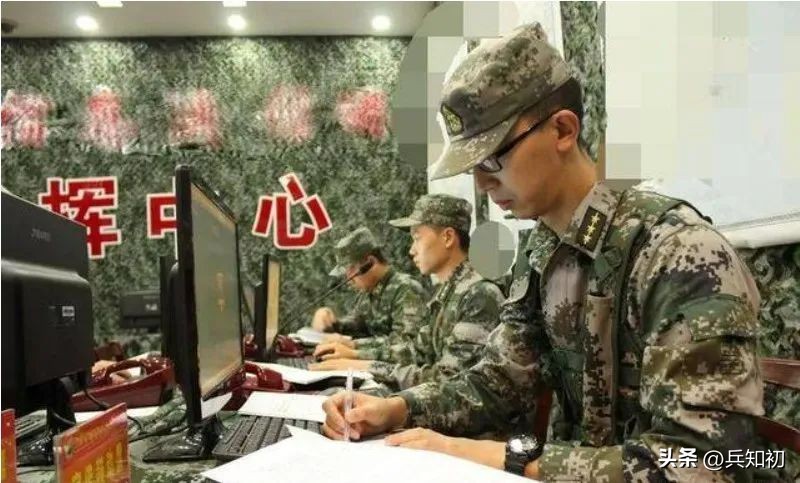 在部队里需要上班吗,在部队可以出来玩吗