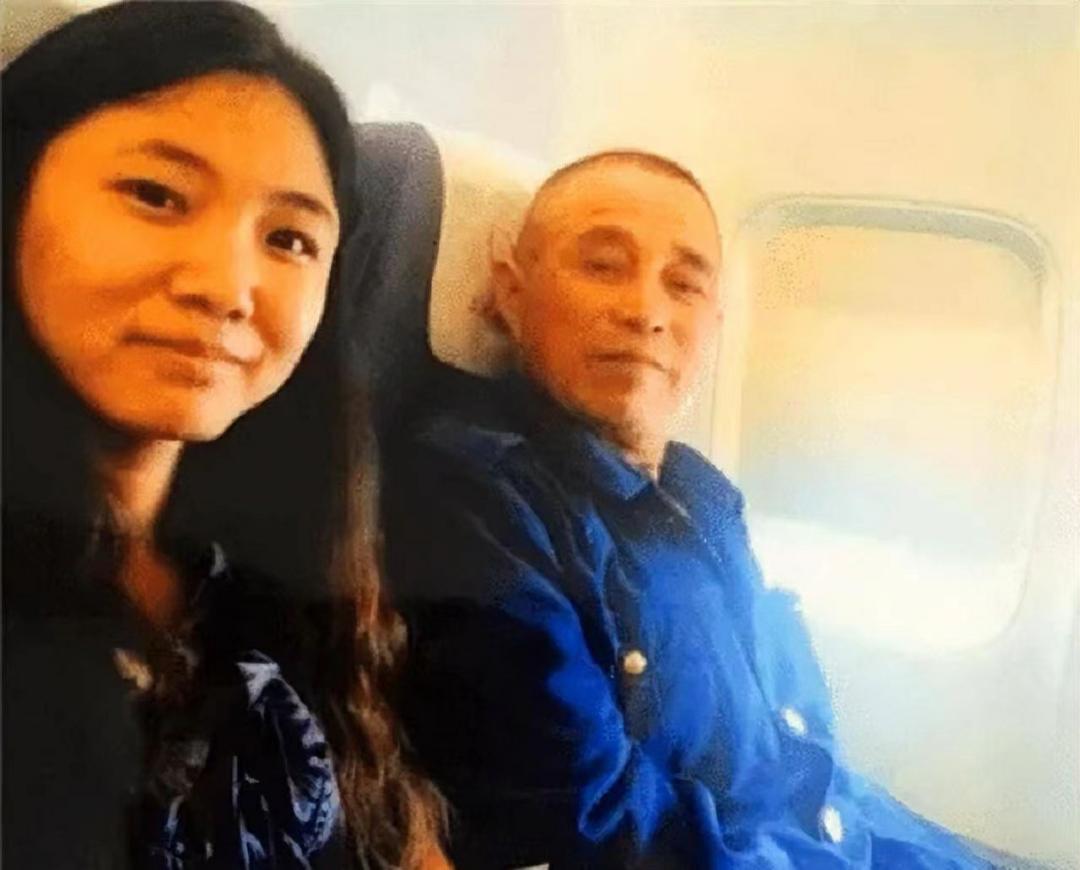 养父靠扛煤气罐把她培养成博士,养父扛煤气罐培养女博士全集