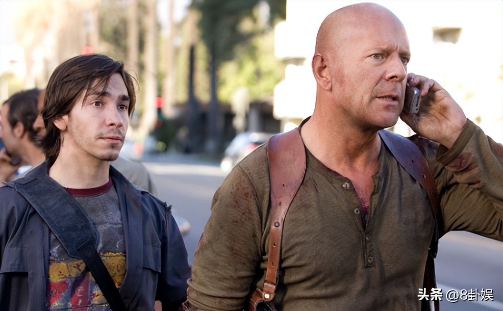 虎胆龙威4完整版,虎胆龙威4普通话版