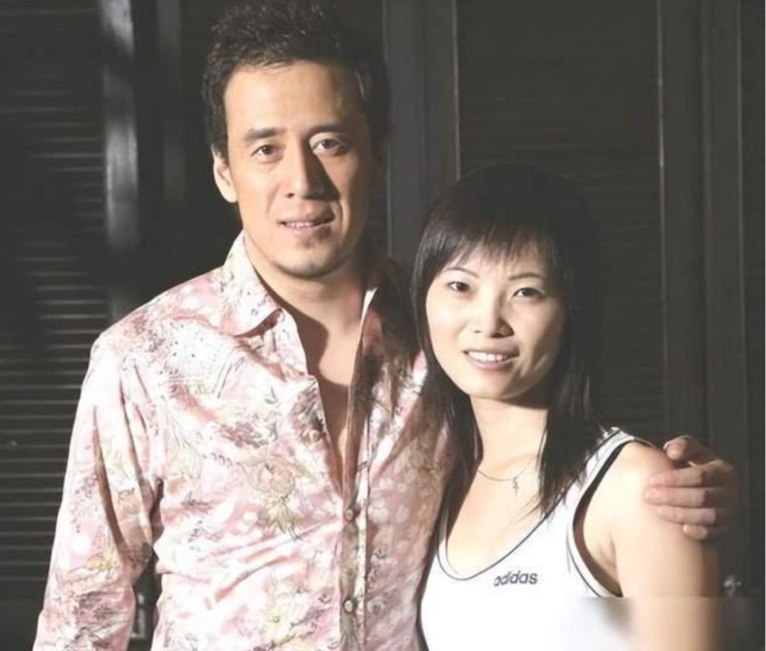 杨坤是怎么走到低谷的,杨坤从众人皆知道无人问津