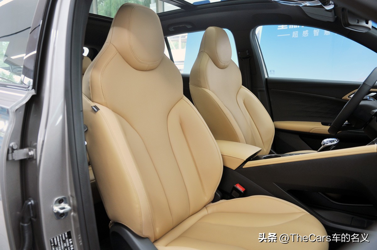 全新第三代荣威rx5动力和内饰,荣威最新款27寸车屏幕怎么用