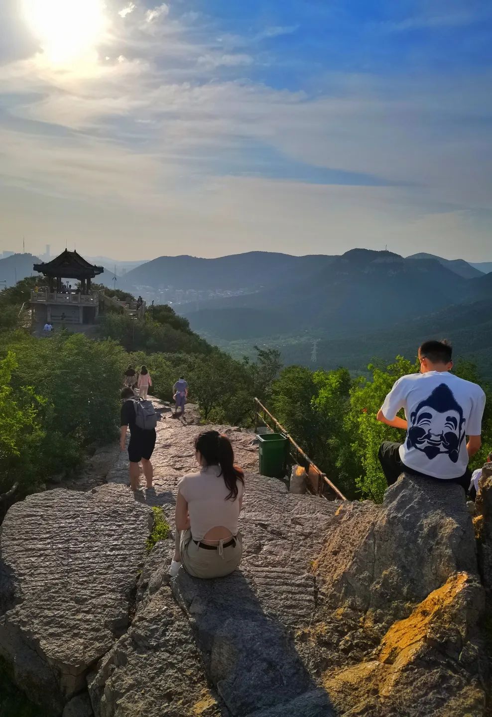 夜爬济南千佛山看日出,夜爬千佛山攻略