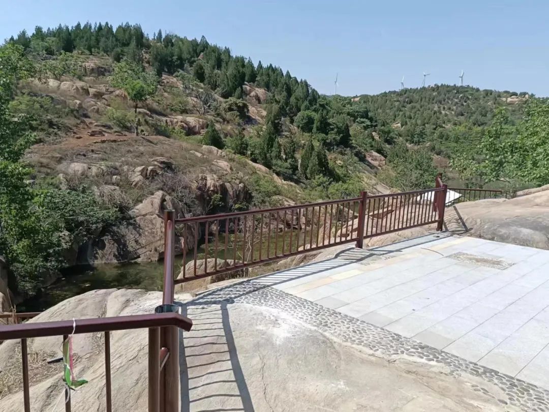 书记茶亭“泡出”和谐茶---石家屋村“书记茶亭”侧记