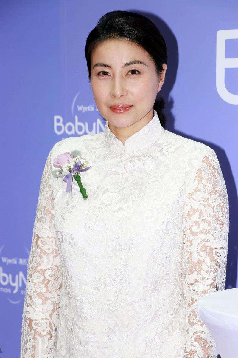 郭晶晶卖货直播,郭晶晶要自己赚钱养家吗