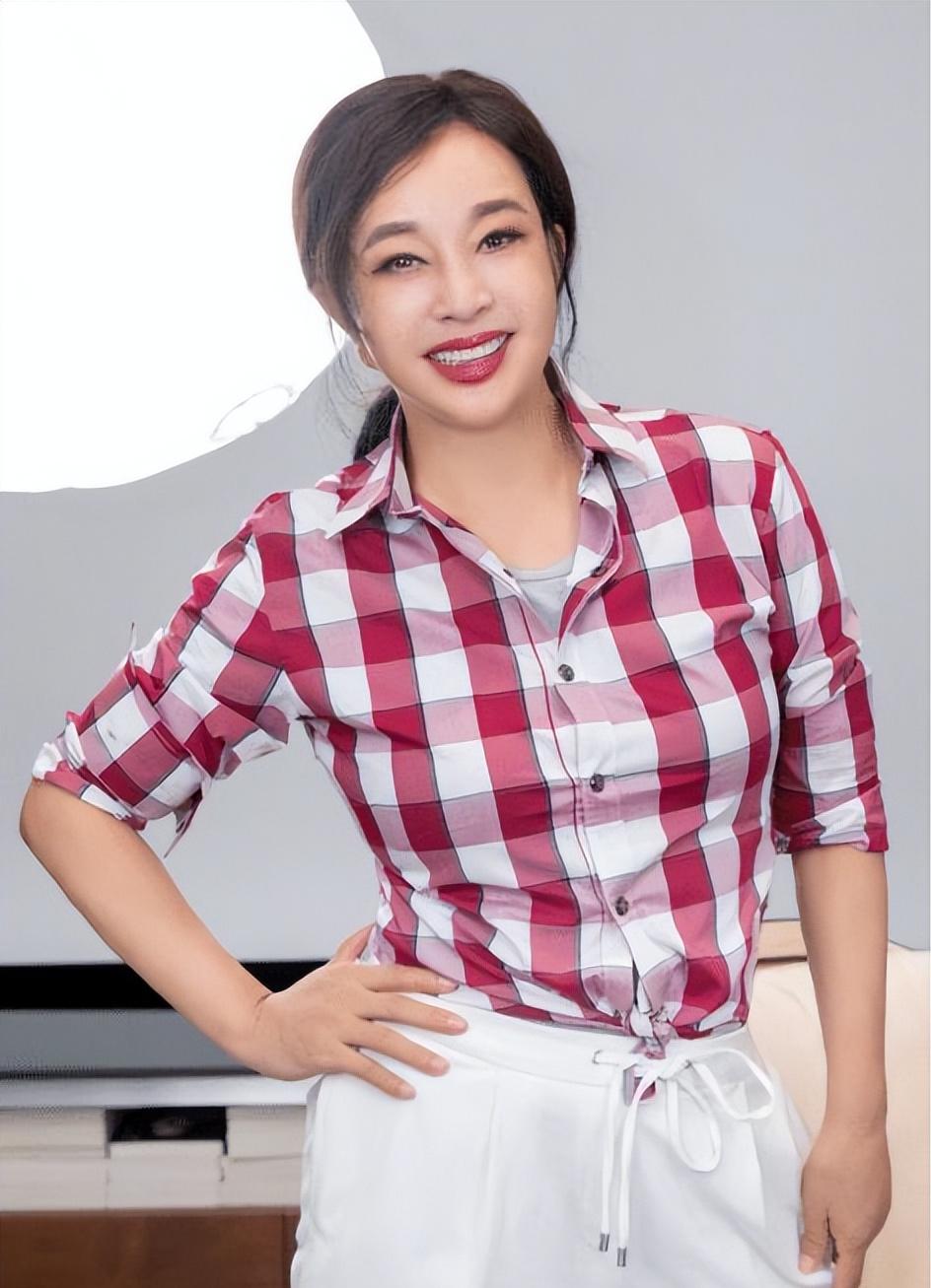 陈国军刘晓庆和姜文的往事,刘晓庆陈国军姜文谁更有才情