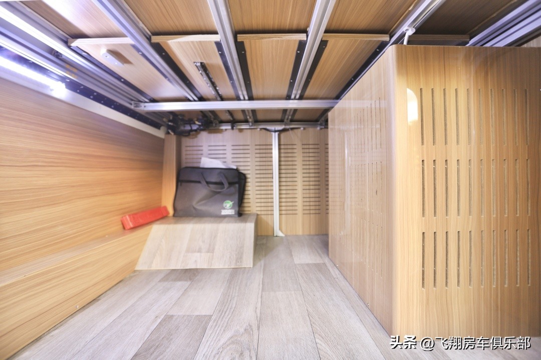 刚官宣就“火遍全网”的新车，飞翔再次证明其实力，亮点大升级！