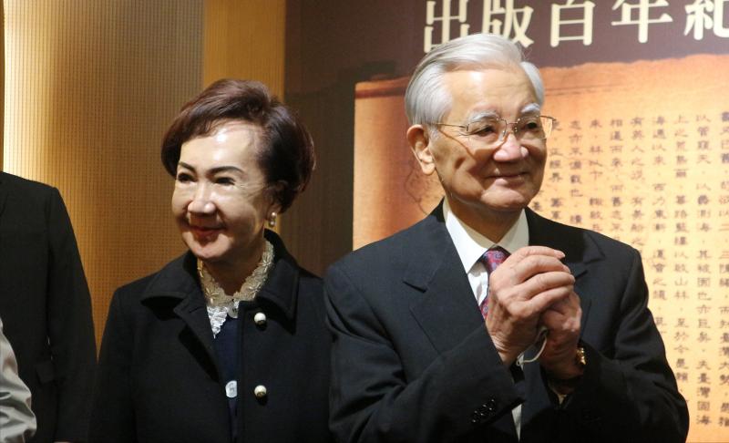 连家三代女性：开疆拓土赵兰坤，接管大权连方瑀，红豆千金蔡依珊