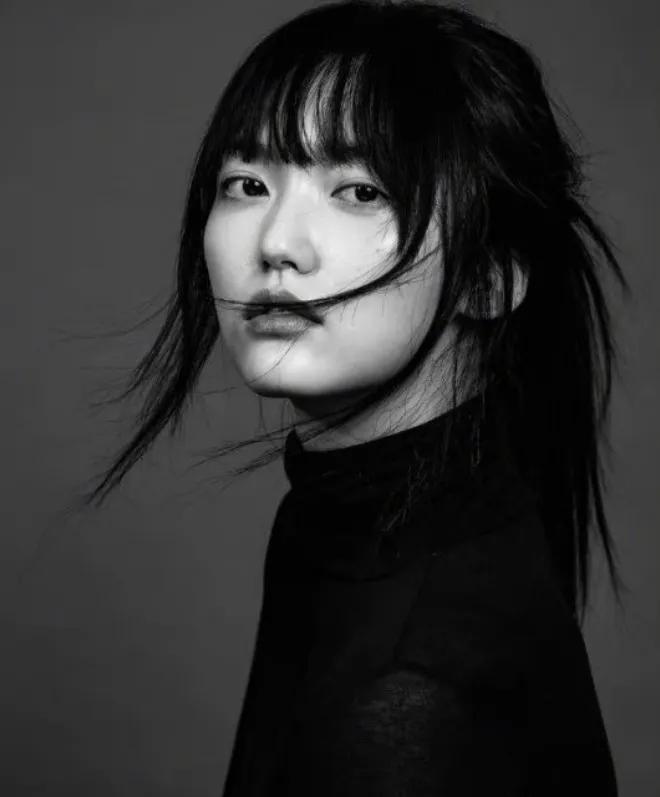 韩娱又爆丑闻！艺人被明码标价服务高层，时长高达八九个小时