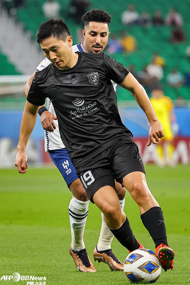 韩足晚报,韩足对中国足球赛直播