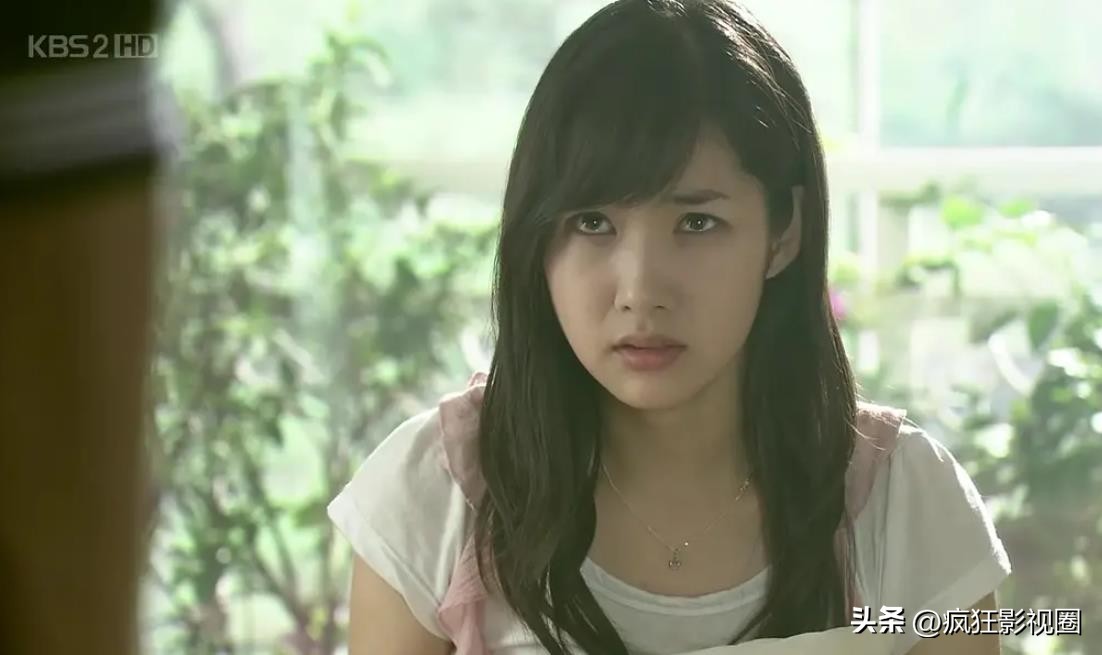 韩国女星朴敏英整容,朴敏英被称为韩国整容界女星范本