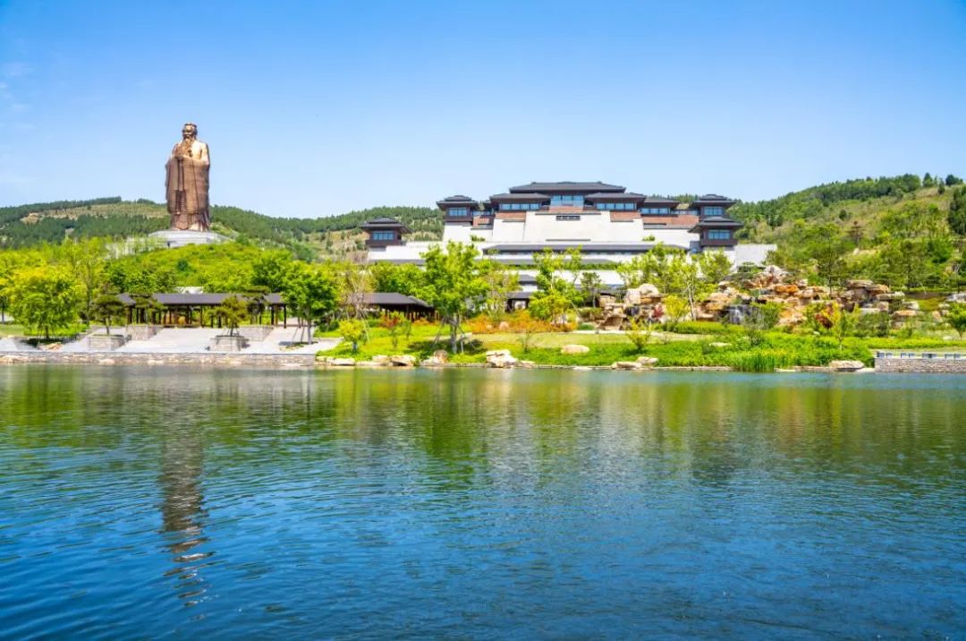 曲阜孔子故里全景图,孔子故里曲阜尼山水库美景