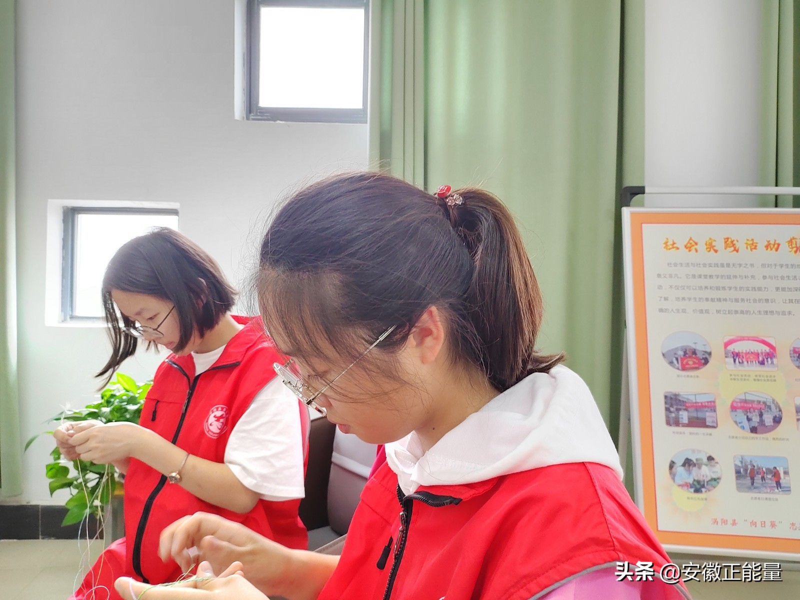 五彩手绳女款端午脚链,带木莲蓬的端午五彩手绳