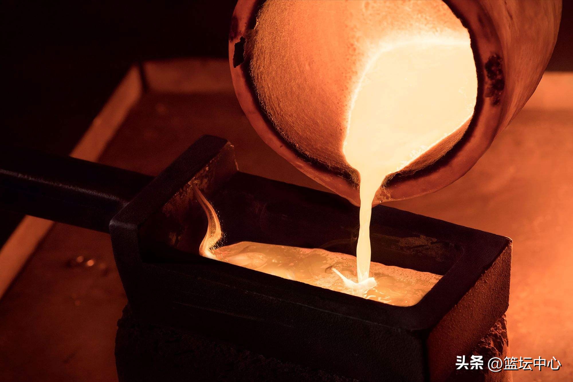 梅西大力神杯纯金,18k黄金大力神杯