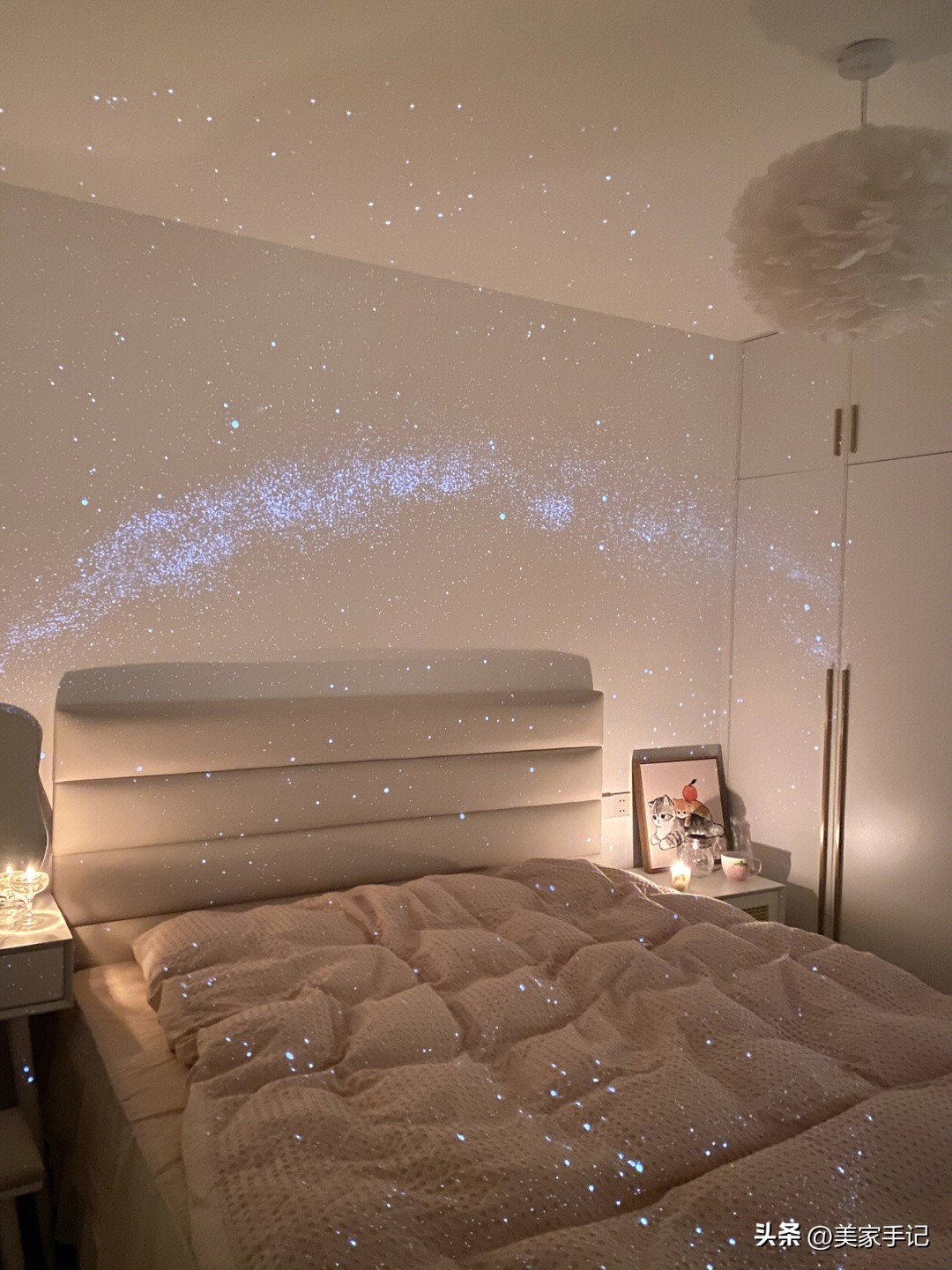 墙面只刷乳胶漆的装修风格,墙壁不刷乳胶漆做什么看着不单调