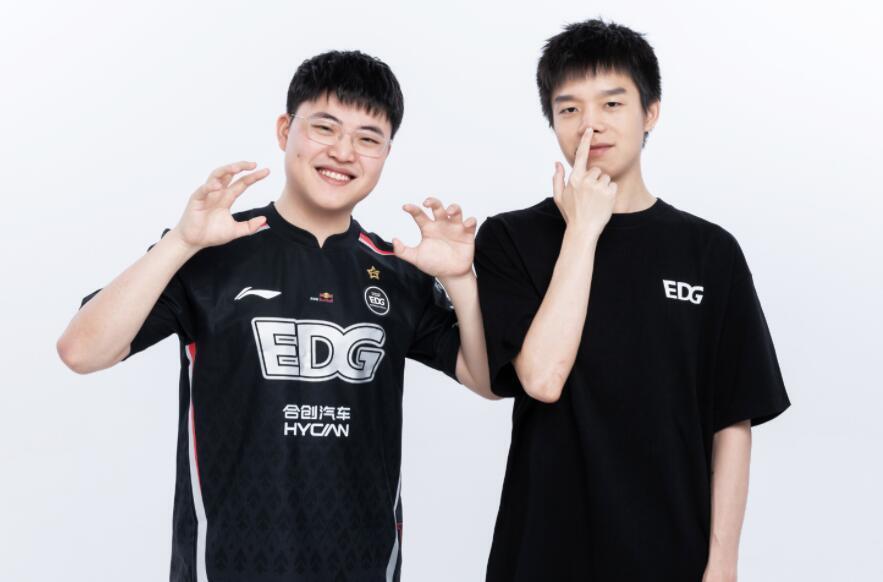 电竞行业有多火？EDG官宣uzi加入，热搜前十里霸占了5个