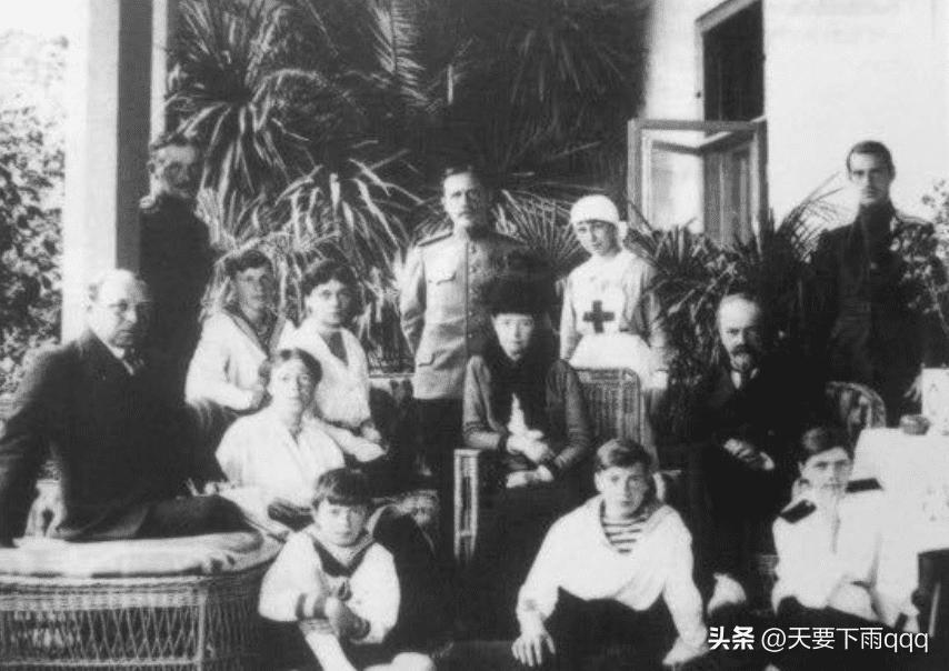 清代杖刑老照片,晚清刑犯图片大全