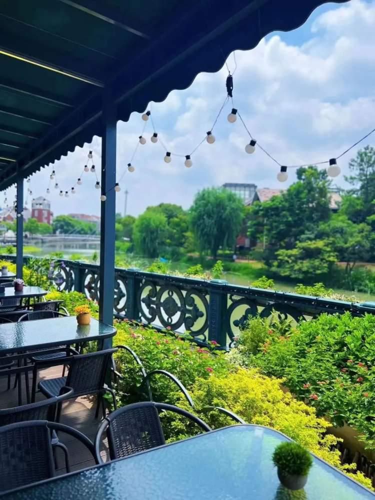 上海泰晤士小镇网红打卡地,泰晤士小镇网红打卡地教堂