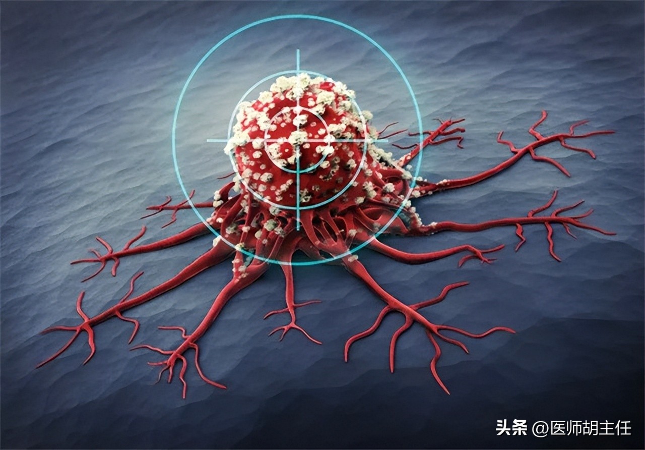 45岁男子查出鼻咽癌，已做5次化疗！医生：这些症状别当成鼻炎