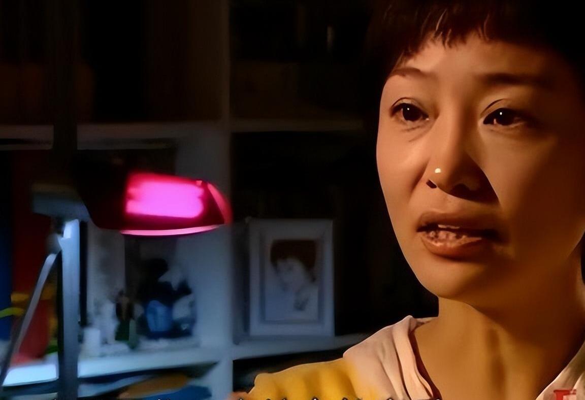 她是“北京小姐”的季军，保护过13位国家元首夫人