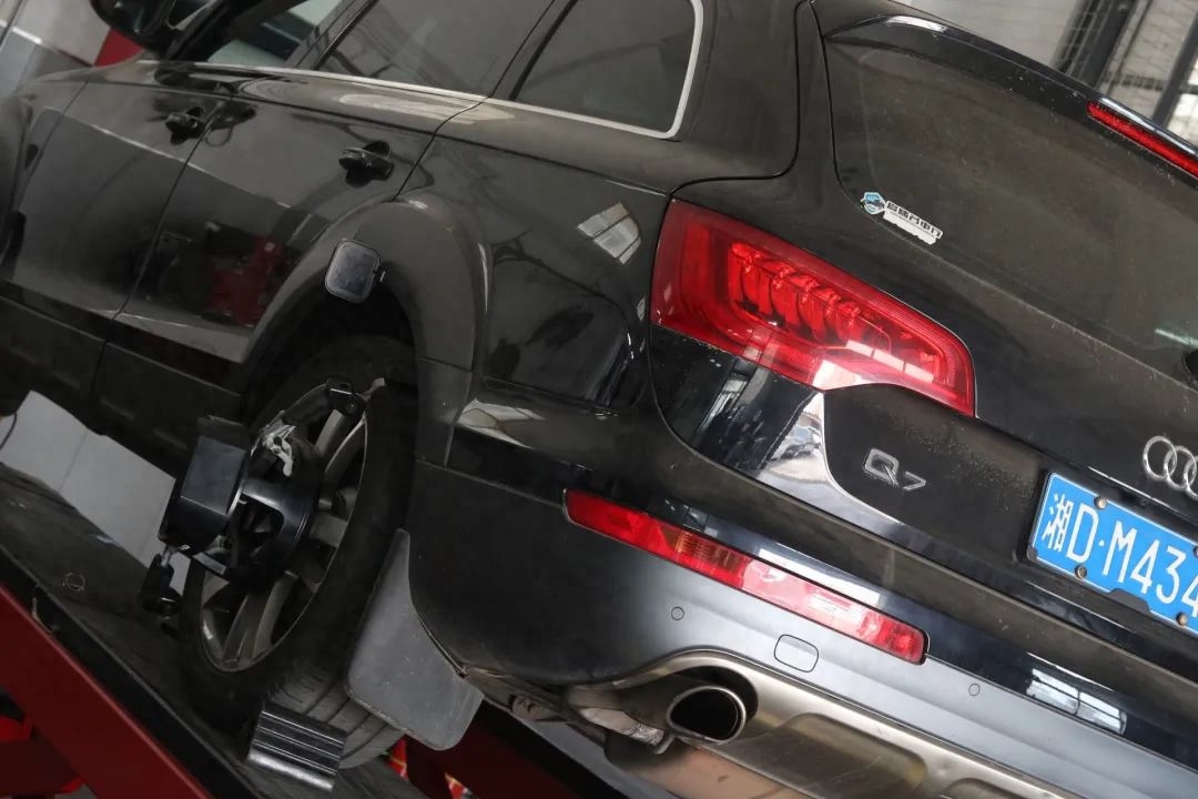 江苏13款柴油奥迪q7翻新,大哥买奥迪q7