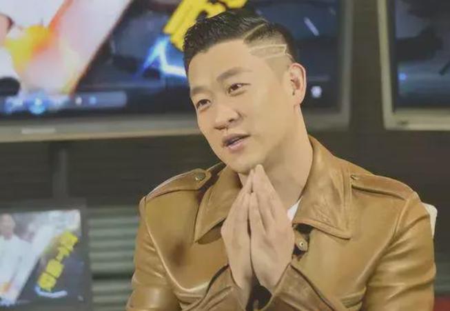 曹云金何云伟为什么离开德云社,曹云金何云伟李菁为啥离开德云社