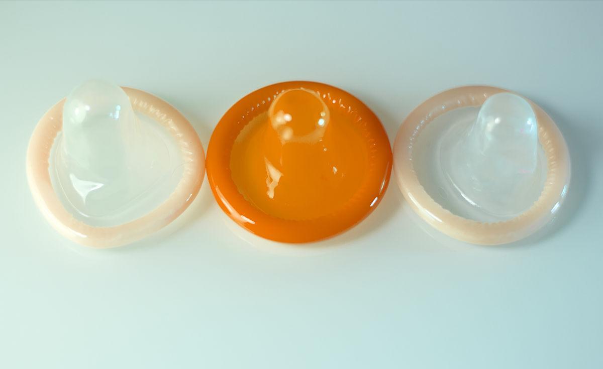 避孕套前面的尖尖有啥用？关于避孕套的知识，男女都需要了解下！