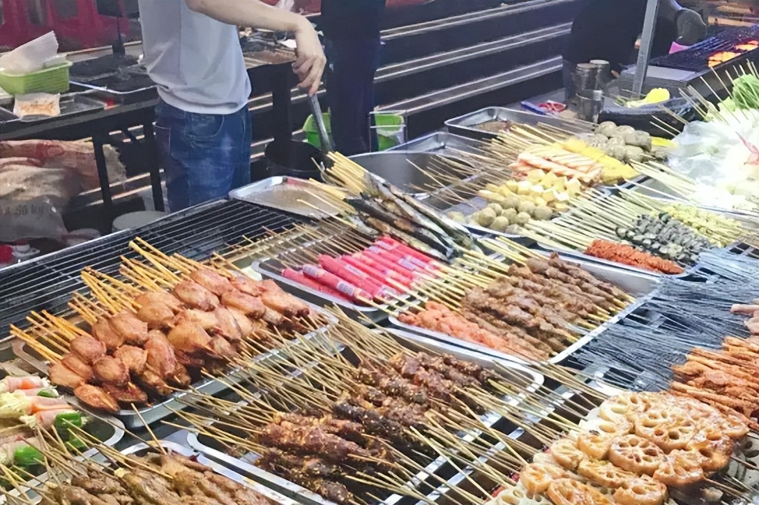 12年海南中专妹嫁给剑桥学霸老公,海南妹嫁剑桥学霸