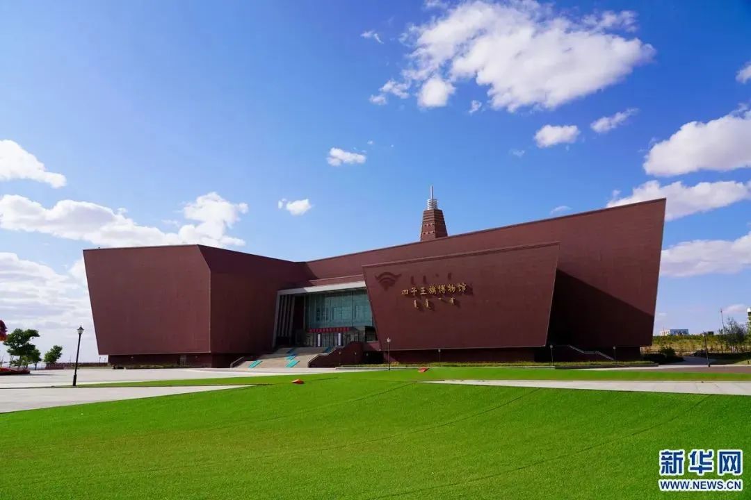 鍐呰挋鍙ゅ宸磋兒椋庢牸琛ｆ湇,澶氬反瀹夌┛鎼唴钂欏彜