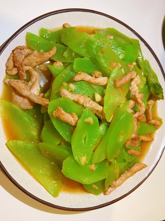 高血压吃含有叶酸的什么食物,高血压含叶酸多的食物水果蔬菜