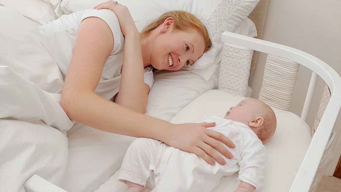 坐月子产妇的怪异行为,月子有哪些奇怪民间忌讳