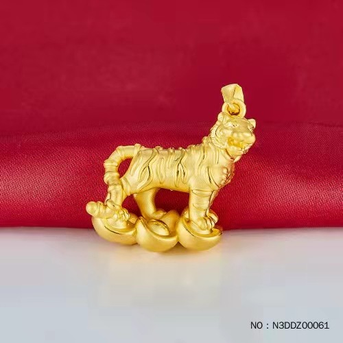 虎近金来是什么意思,虎近金来