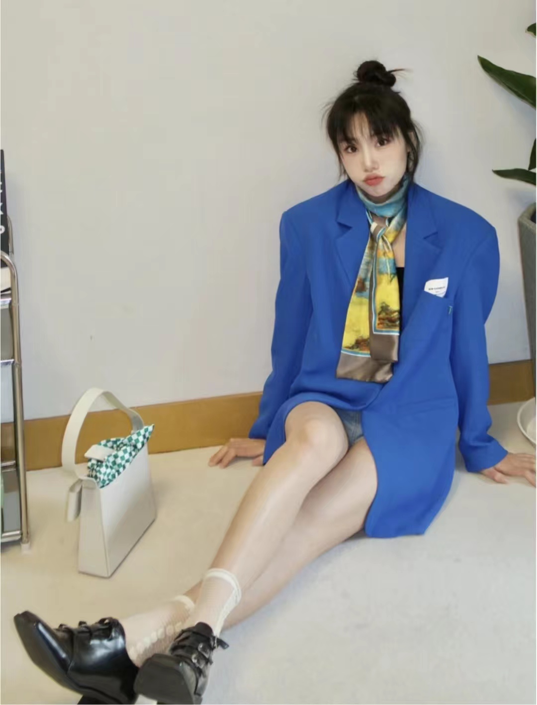 西装外套怎么搭配裙子好看气质,西装外套怎么搭配长裙子冬季