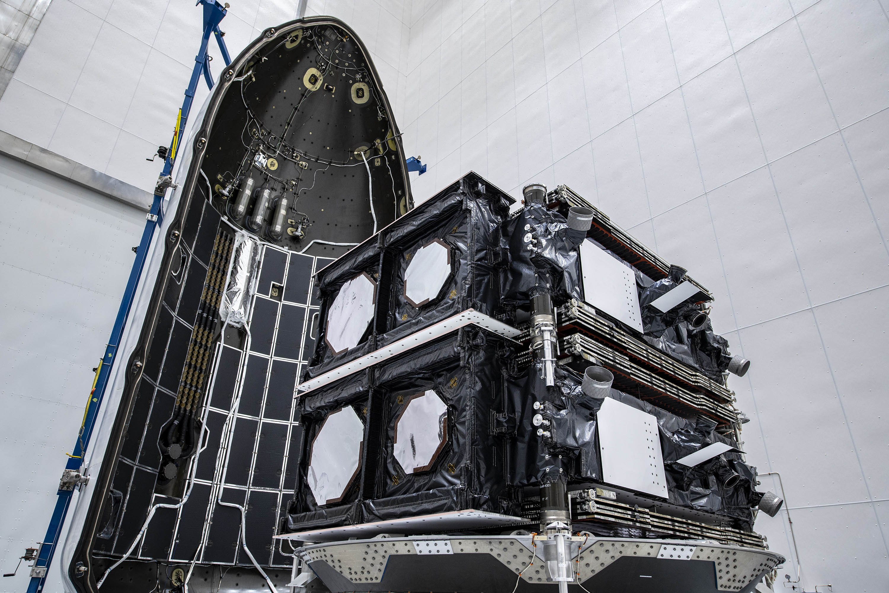 猎鹰九号300次发射,猎鹰九号一次运送几个卫星