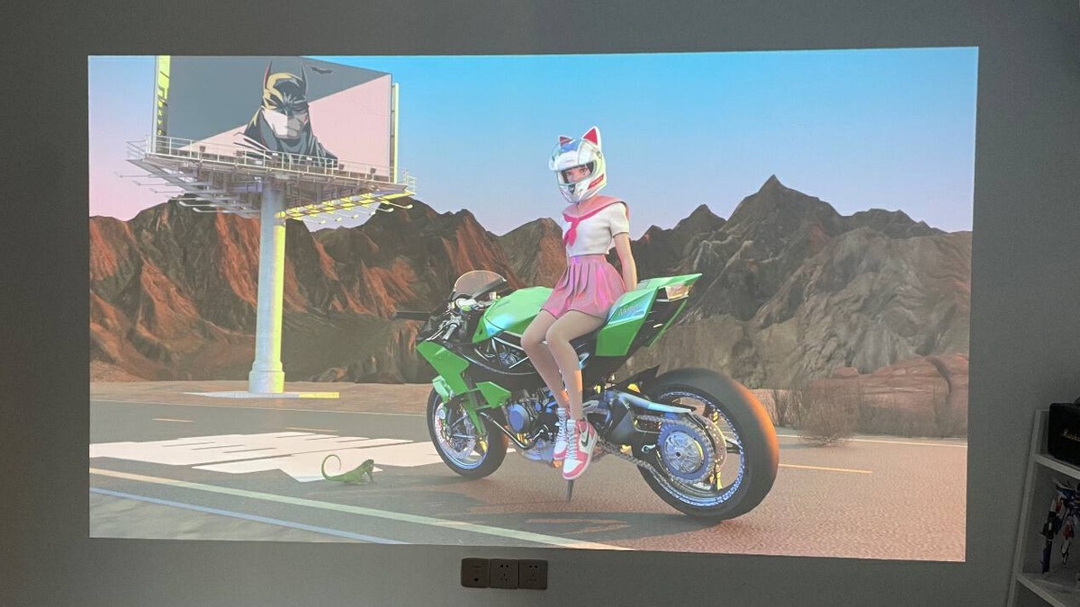 有它，挤啥电影院？AOCL1智能投影实测：2500ANSI流明+帝瓦雷调音