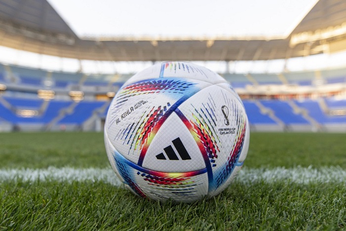世界杯足球冷知识大全,世界杯踢飞的足球能拿走吗